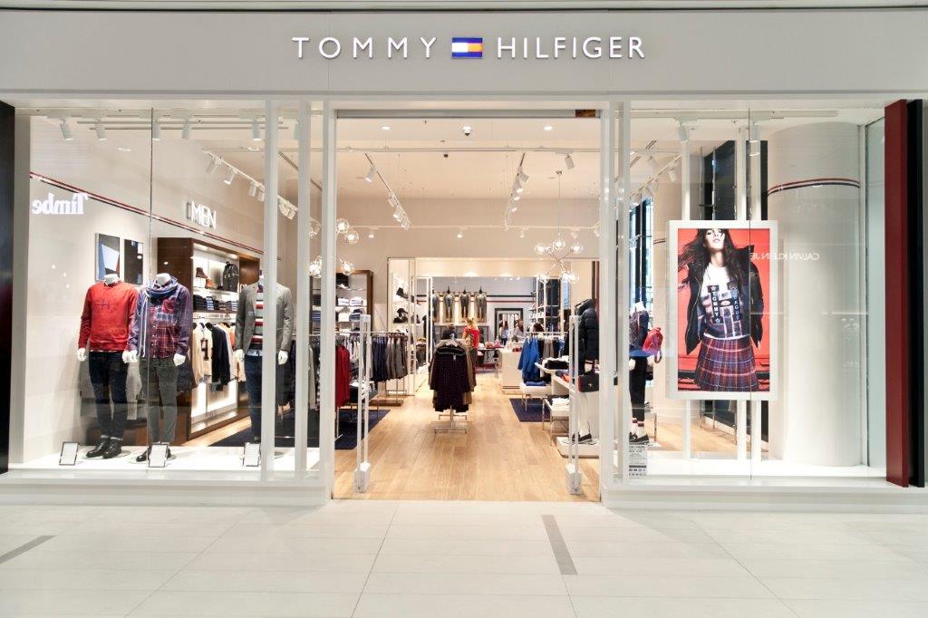 TOMMY HILFIGER OTVORIO SVOJU NAJVEĆU 