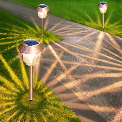 Dvorišna solarna lampa sa jakim zracima