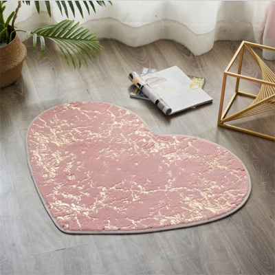 Soft Harmony Pink - Plišani roze tepih u obliku srca
