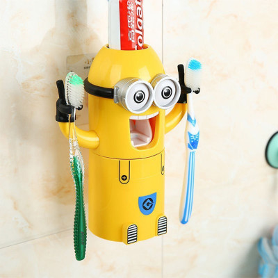Minion kreativni držač četkica i paste za zube 