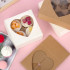 4 LOVE Box - Papirna kutija za 4 kolača sa srcastim otvorom