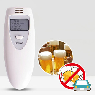 Praktičan džepni alkotester
