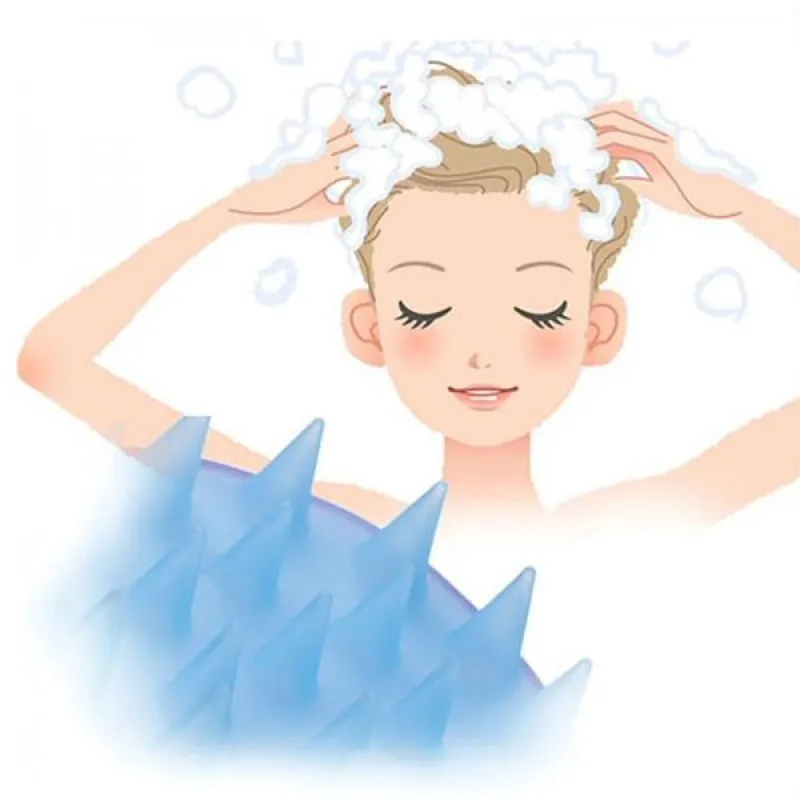 Praktična četka za temeljno pranje kose