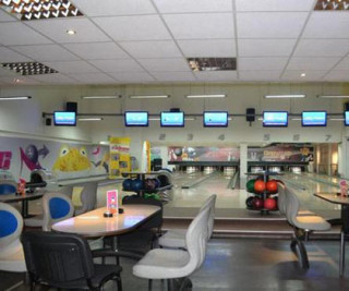 Kuglanje u Žabac Bowling Centru radnim danima od 10 do 15h