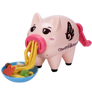 Pig noodle maker - prasence koje pravi nudle od plastelina 