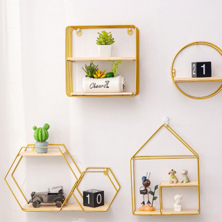 House shelf - zidna polica u obliku kućice