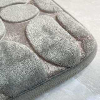 Neklizajuća kupatilska prostirka od flanela