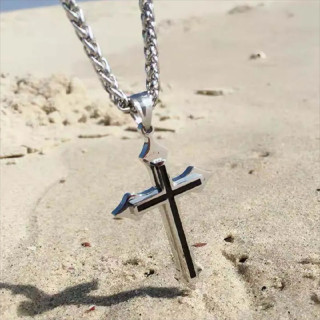 Black Cross - Ogrlica sa priveskom  krsta 