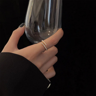 Biserni niz - Elegantan prsten za dame
