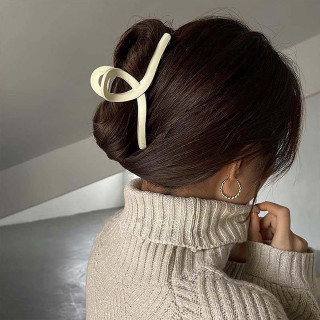 Simple hair clip – Elegantna šnala za kosu