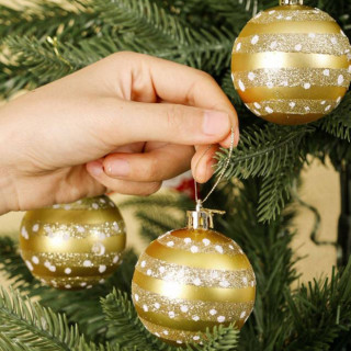 Golden Glow – Set od 6 zlatnih ukrasnih kugli za jelku sa svetlucavim prugama