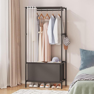 Sklopivi ormar sa zavesom – praktičan i kompaktan