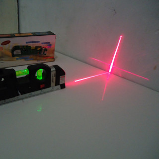 Laser Level Pro 3 - Laserska multifunkcionalna libela