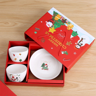 Merry Christmas - set keramičkih činija i tanjira u prazničnom pakovanju