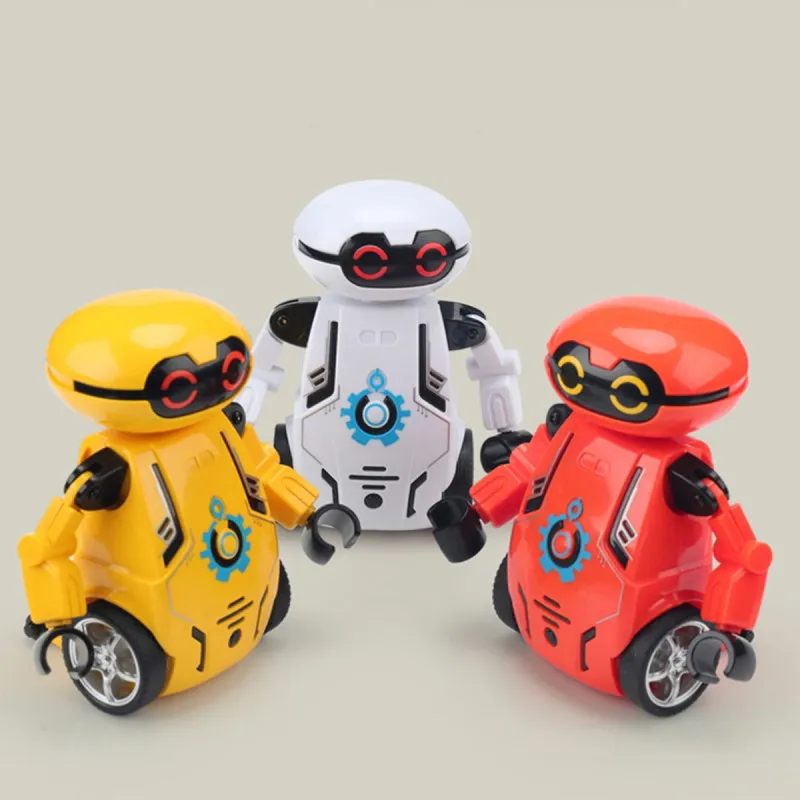 Robot igračka koja se kreće na potez