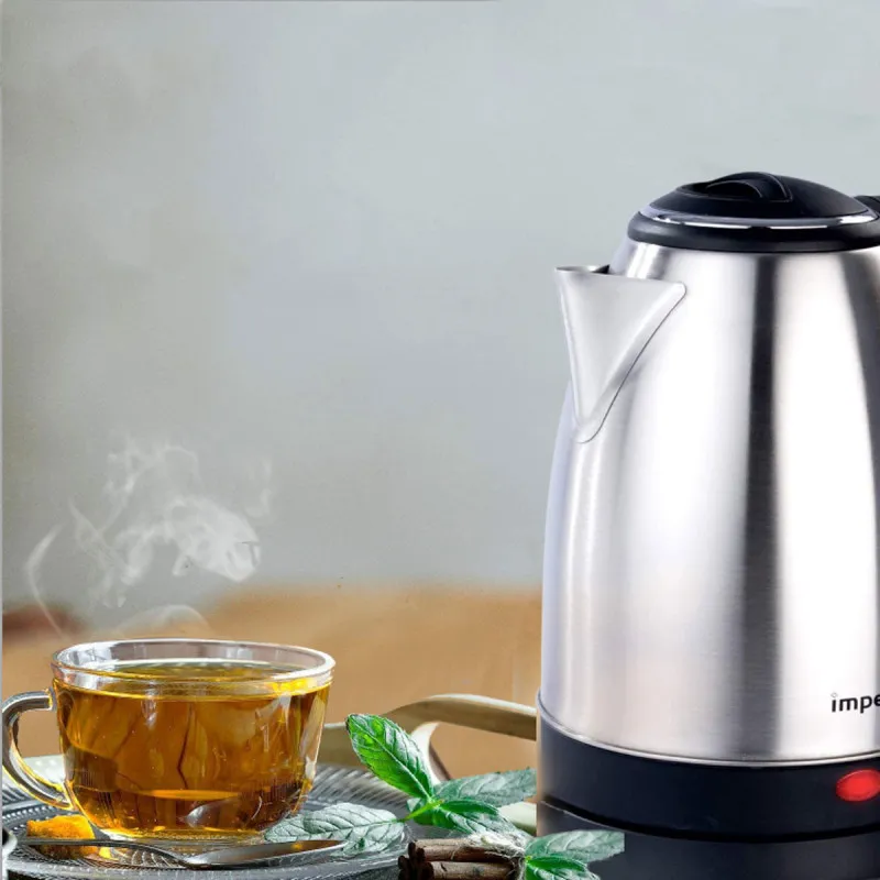Električni ketler za brzo kuvanje čaja i kafe 