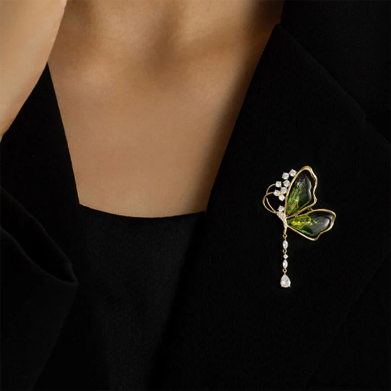 Elegantni broš za dame – Svetlucavi leptir