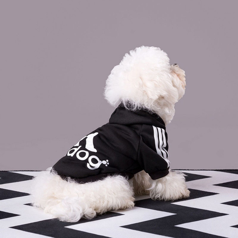 Adidog - udobni duks za kućnog ljubimca u crnoj boji
