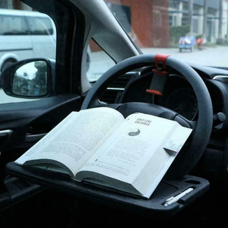 Višenamenski stočić za upravljač automobila