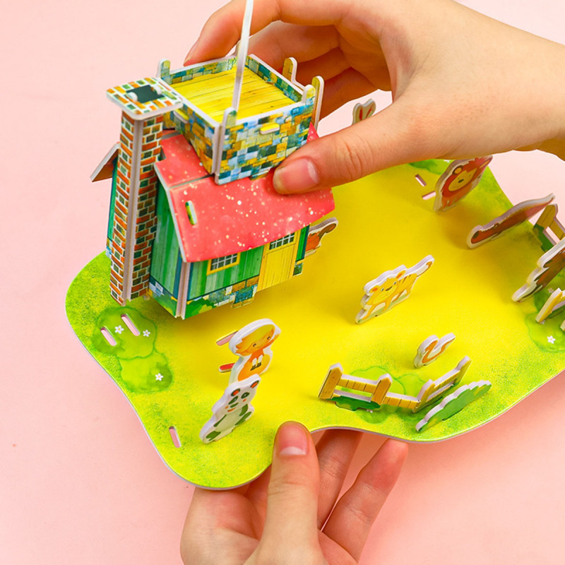3D puzle za mališane - Kućica sa osmatračnicom i životinjama