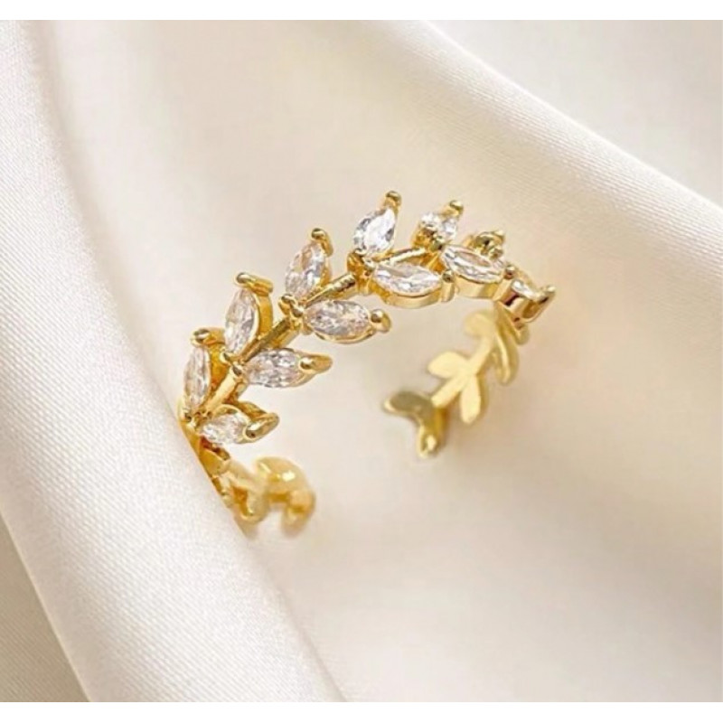 Golden Leaf Elegance - prsten sa listićima u zlatnoj boji