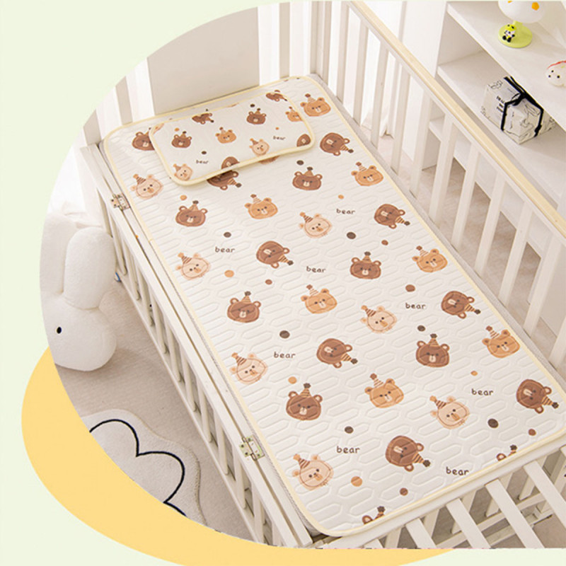 Prozračna i rashladna posteljina za krevetac sa motivima medvedića