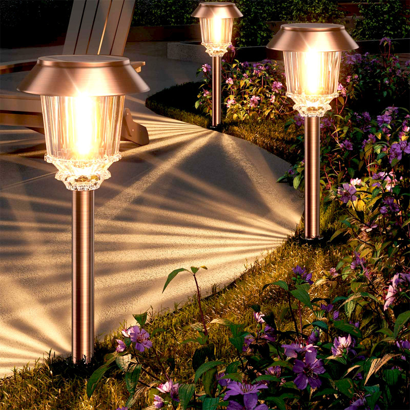 Dvorišna solarna lampa sa jakim zracima