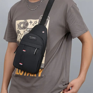 Muška torbica za rame sa otvorom za slušalice