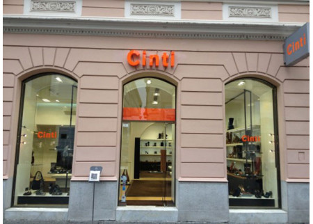 Velika rasprodaja u Cinti prodavnici!