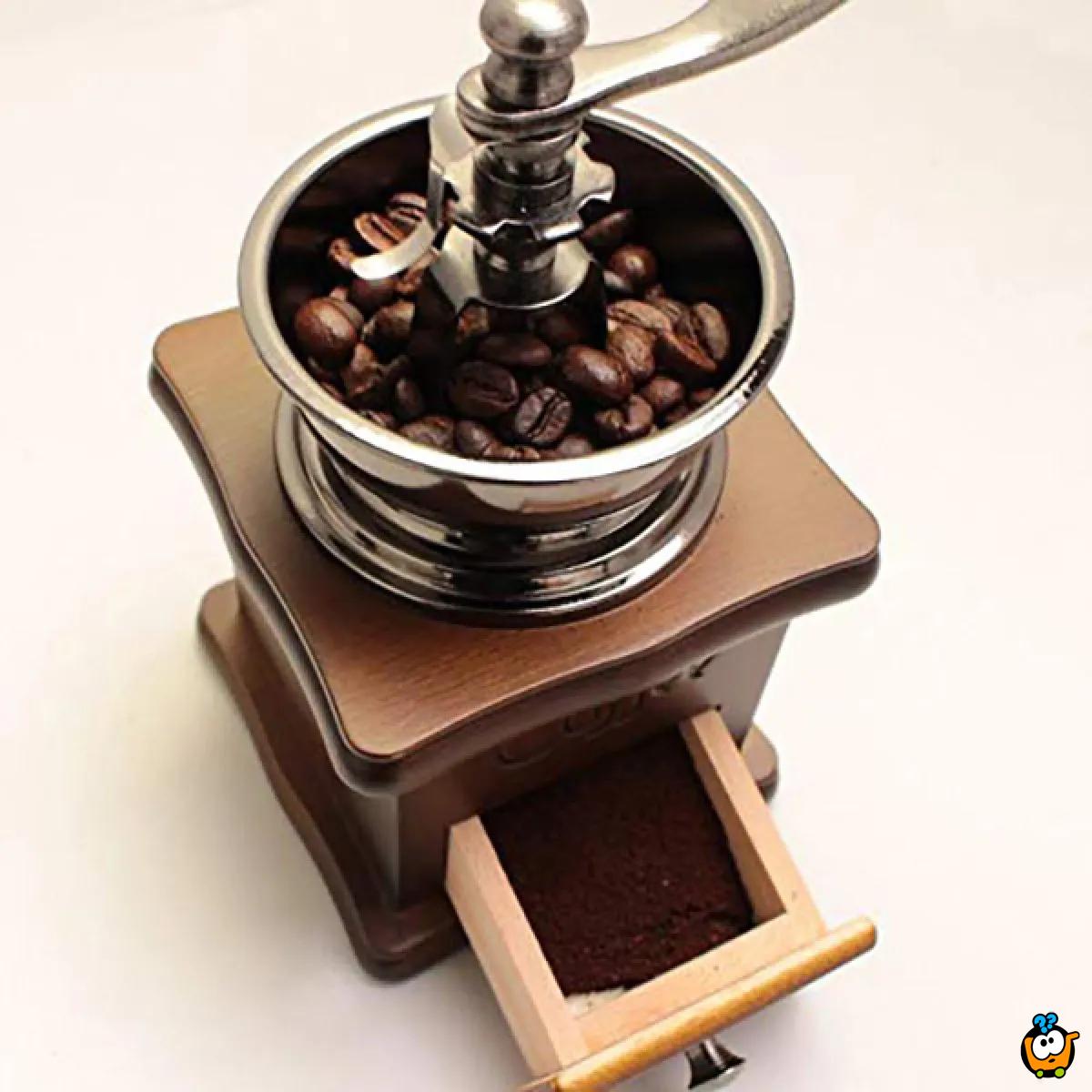 Retro ručni mlin za kafu 