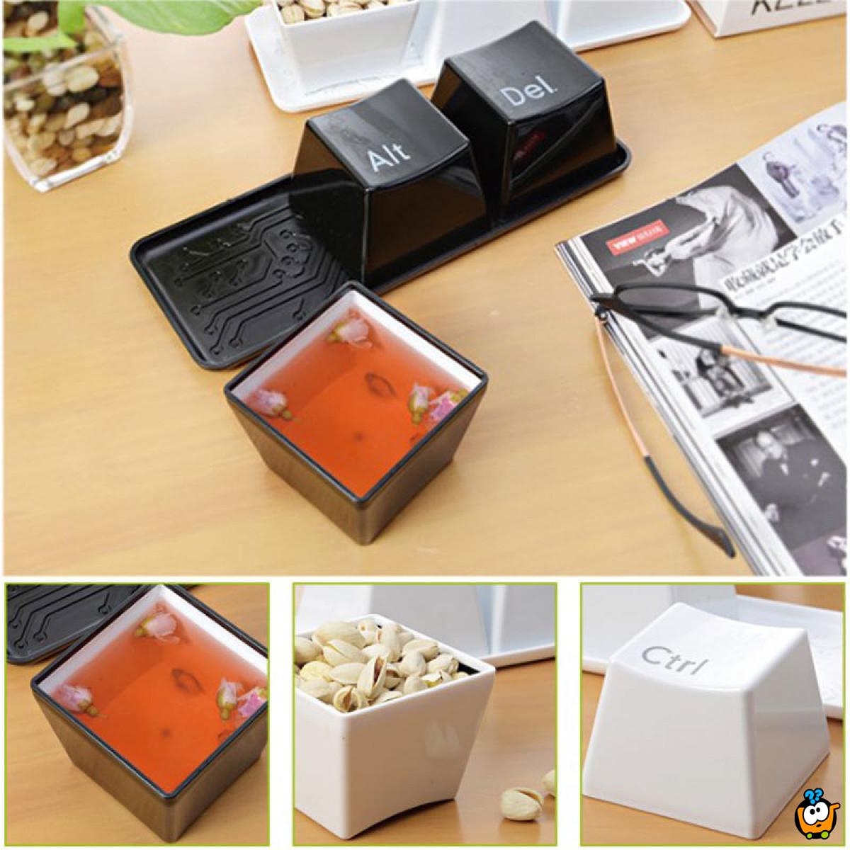 Keyboard Ctrl+Alt+Delete kreativne činije CRNE