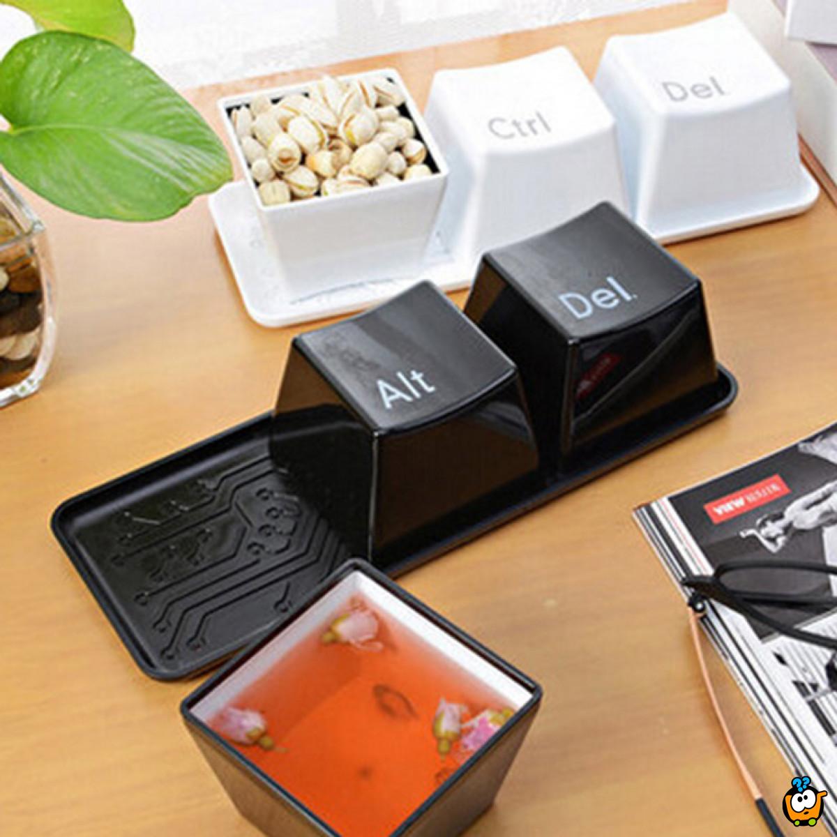 Keyboard Ctrl+Alt+Delete kreativne činije CRNE