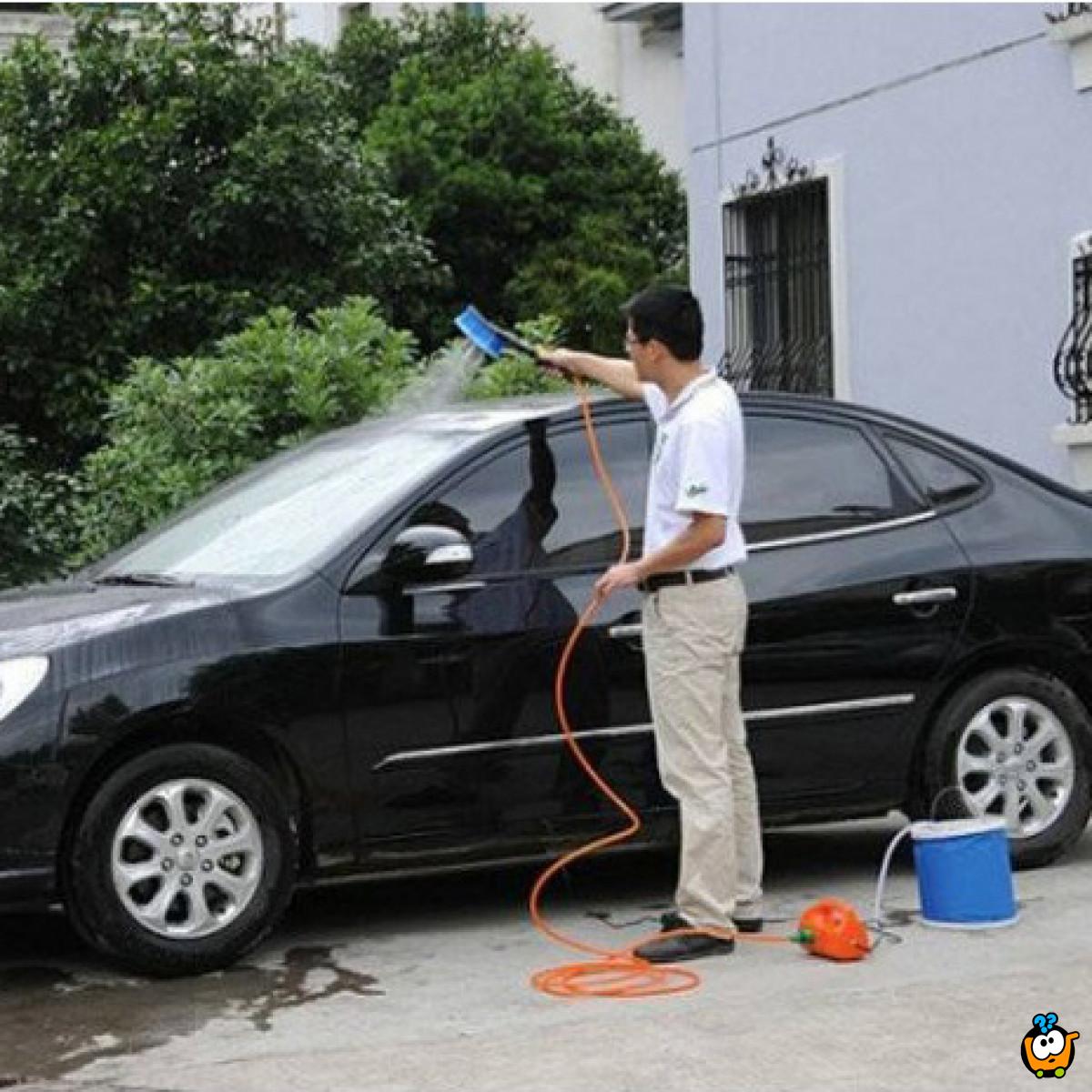 Car Wash Brush - Četka za pranje auta sa dozerom za sapunicu