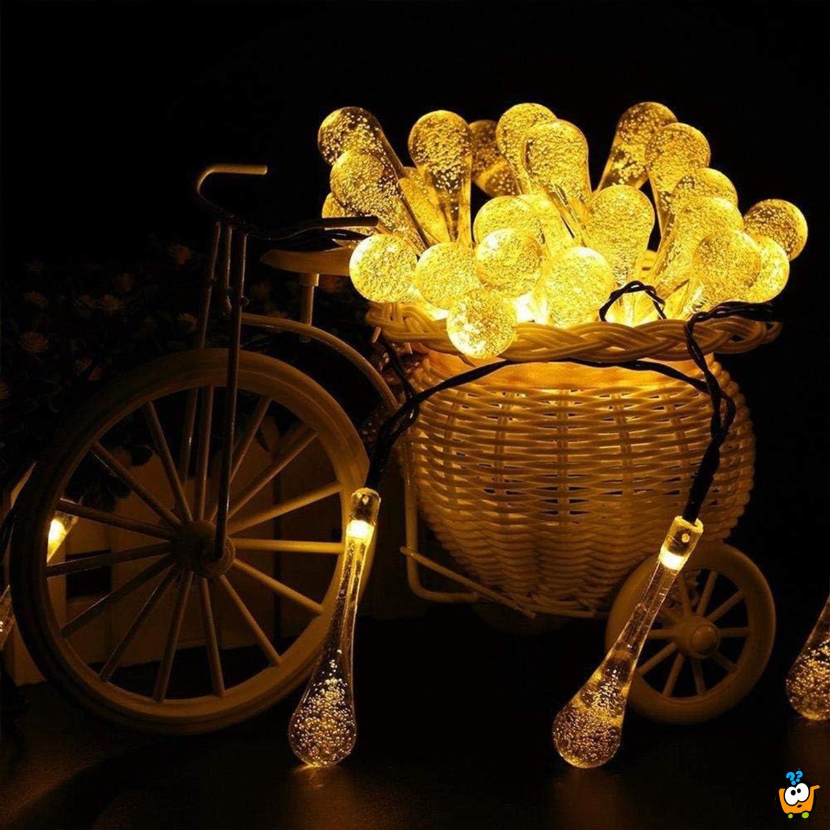 Kristalne bele ledenice – lampice od 10m
