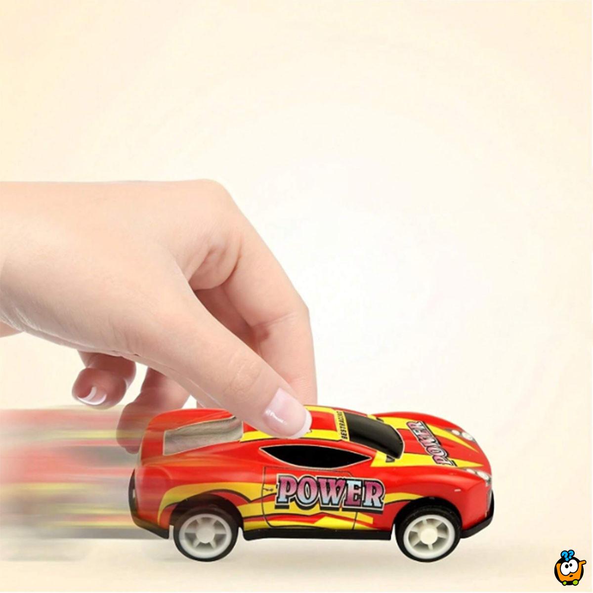 Dečiji trkački automobil