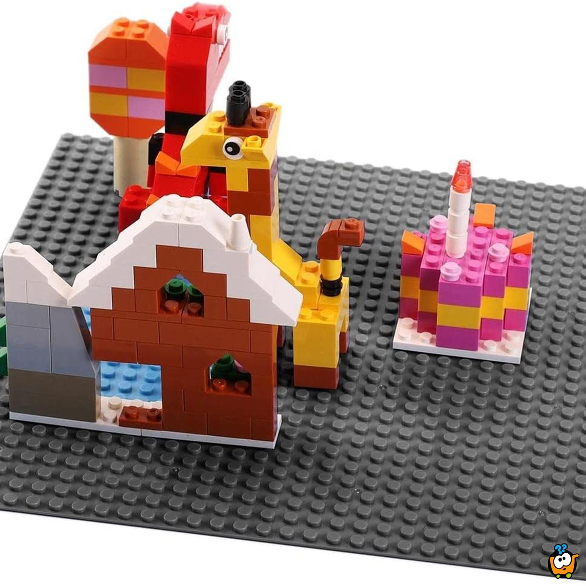 Podloga za slaganje kockica 25*25 cm - Savršena osnova za kreativnu igru