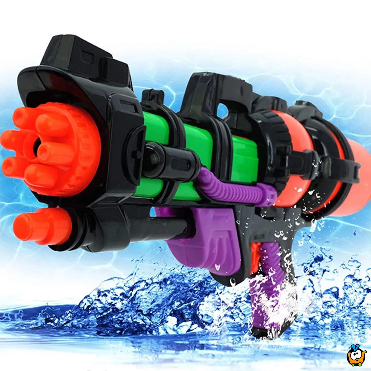 Pištolj na vodu za decu - za fantastičnu vodenu zabavu