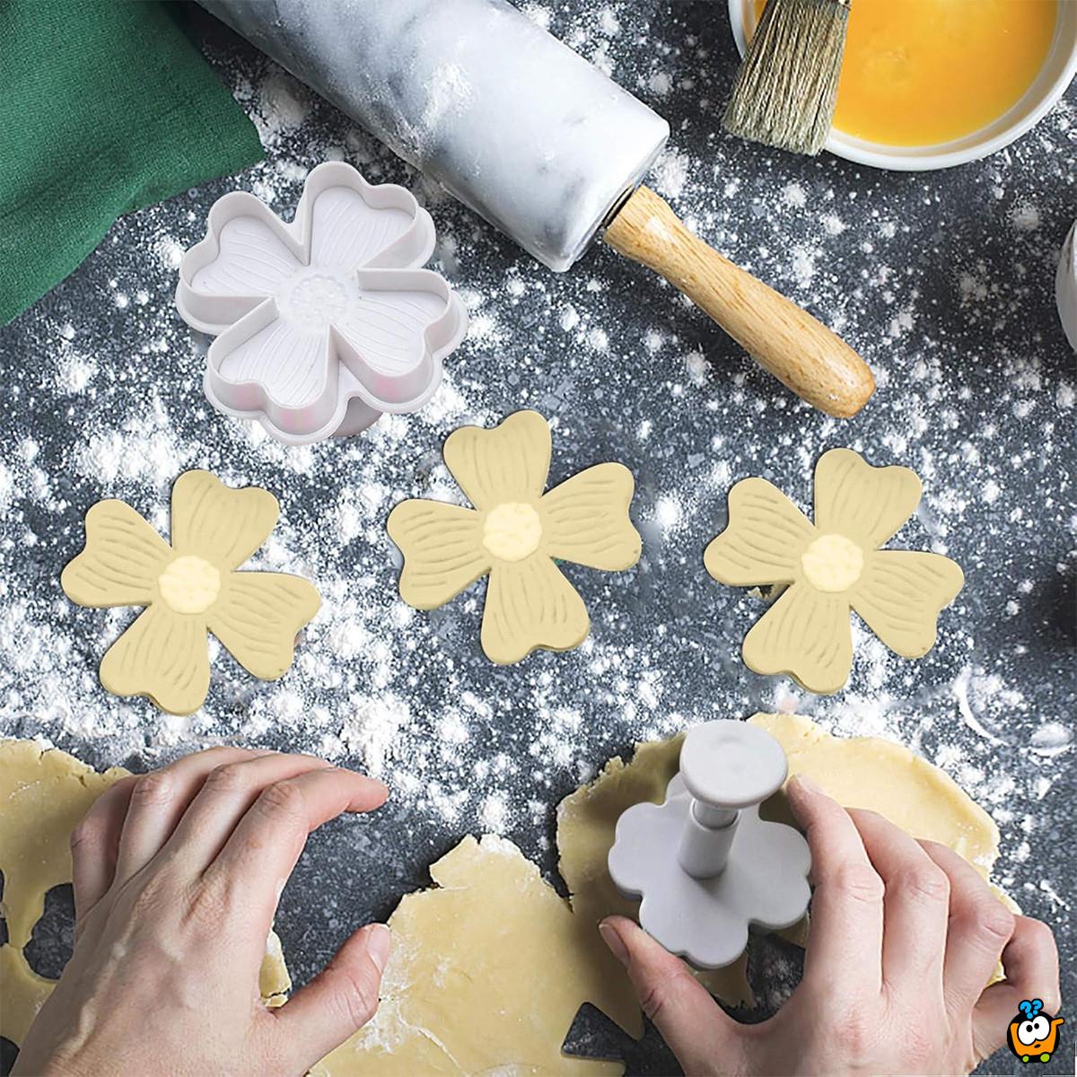 Cookie cutter – 3 u 1 cvetne modle za testo