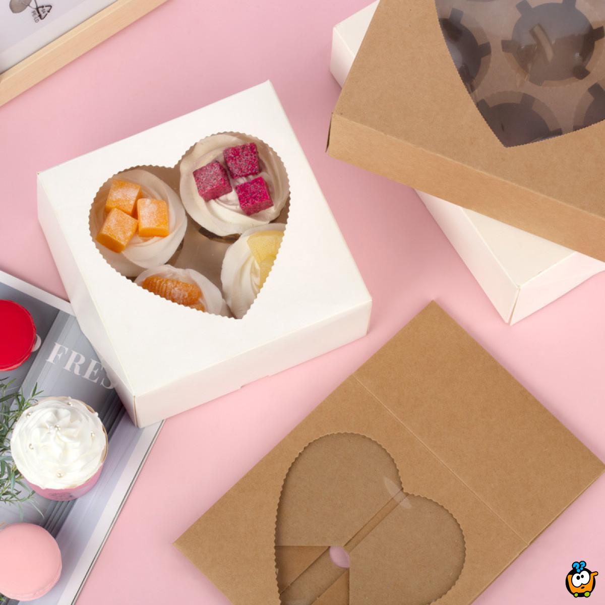 4 LOVE Box - Papirna kutija za 4 kolača sa srcastim otvorom