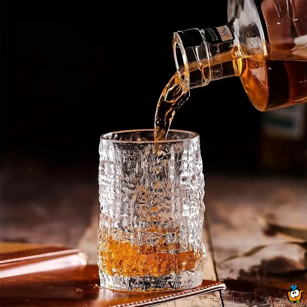 Bark Glass 400ml - Staklena čaša reljefnog dizajna 