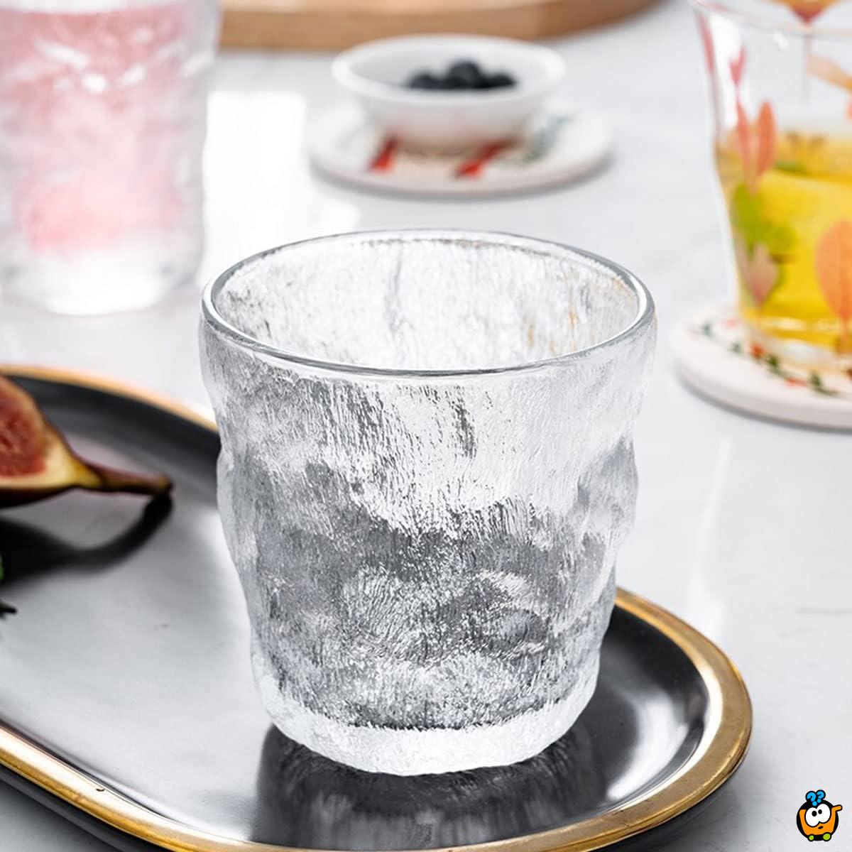 Glečer čaša 300 ml - Elegantna staklena čaša za omiljene napitke