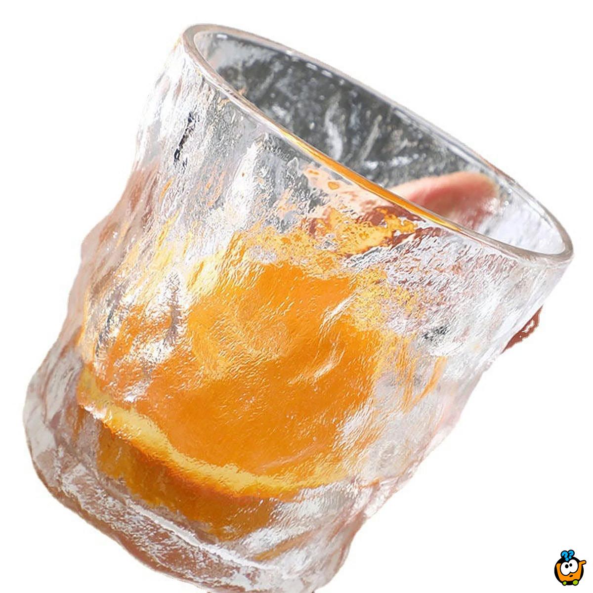 Glečer čaša 300 ml - Elegantna staklena čaša za omiljene napitke