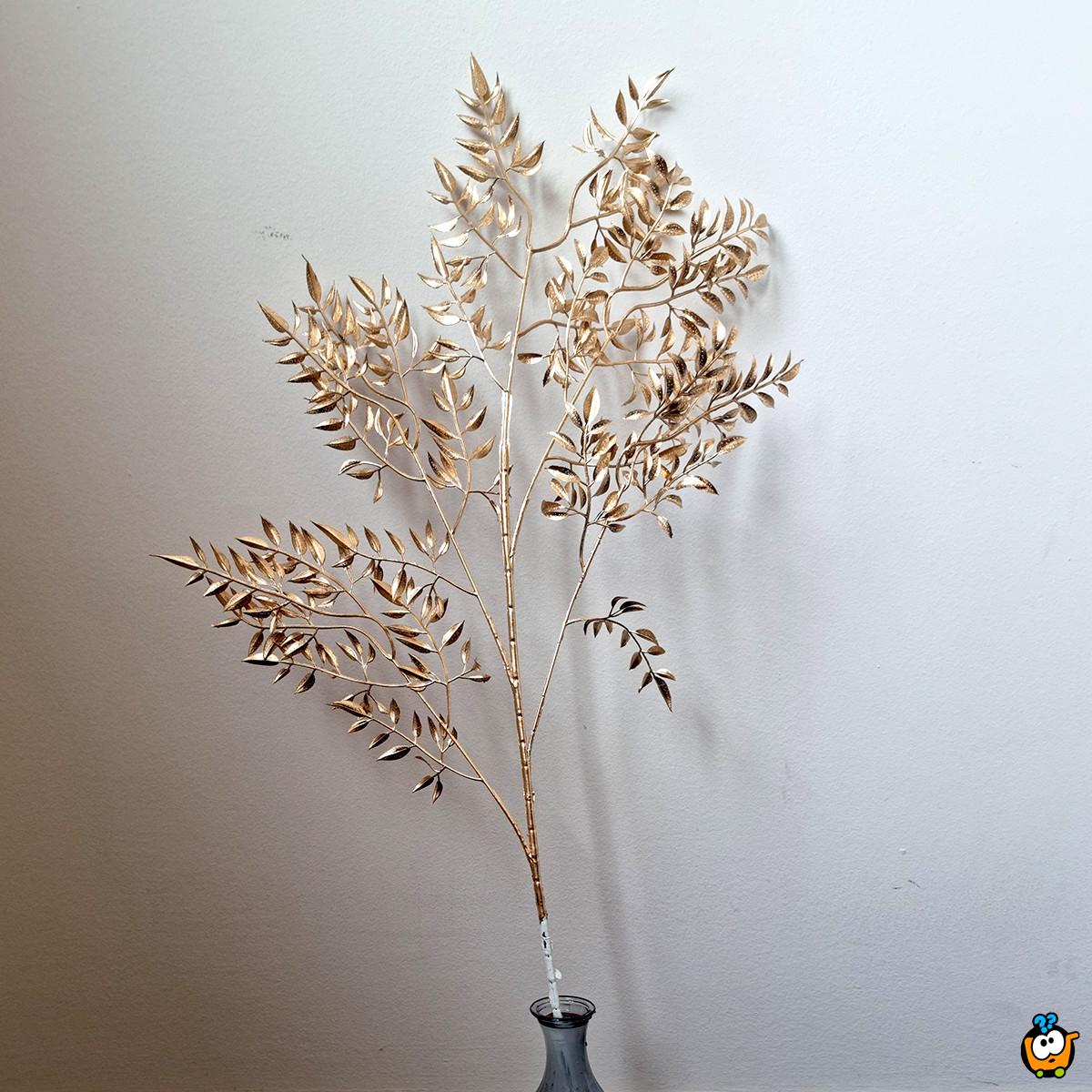 Golden small leaves - Dekorativni listovi u zlatnoj boji