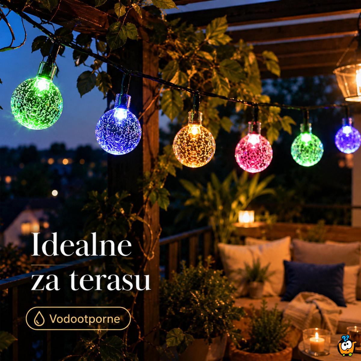 Šarene LED kuglice 3m na baterije – dekorativne lampice za terasu, balkon i baštu
