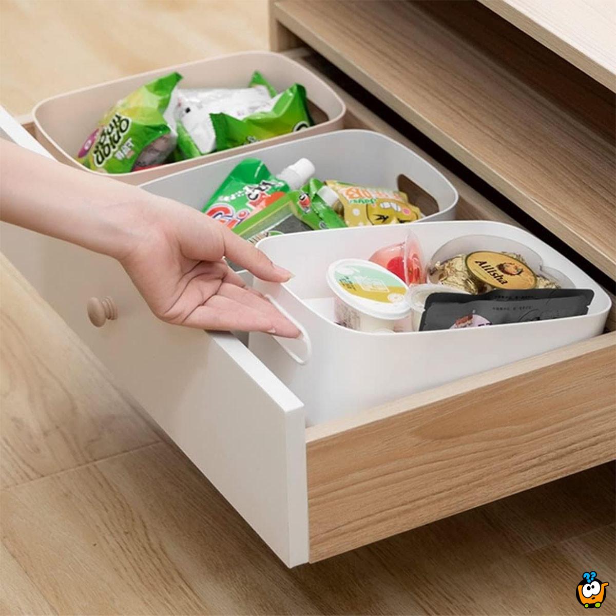 Plastična korpa za odlaganje sitnih predmeta