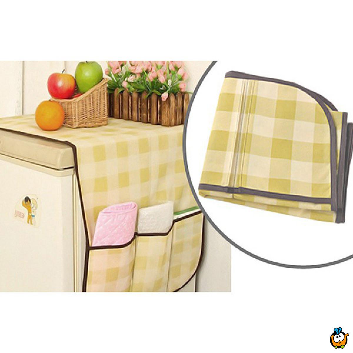 Multiple-use dust cover - Univerzalni prekrivač sa džepovima