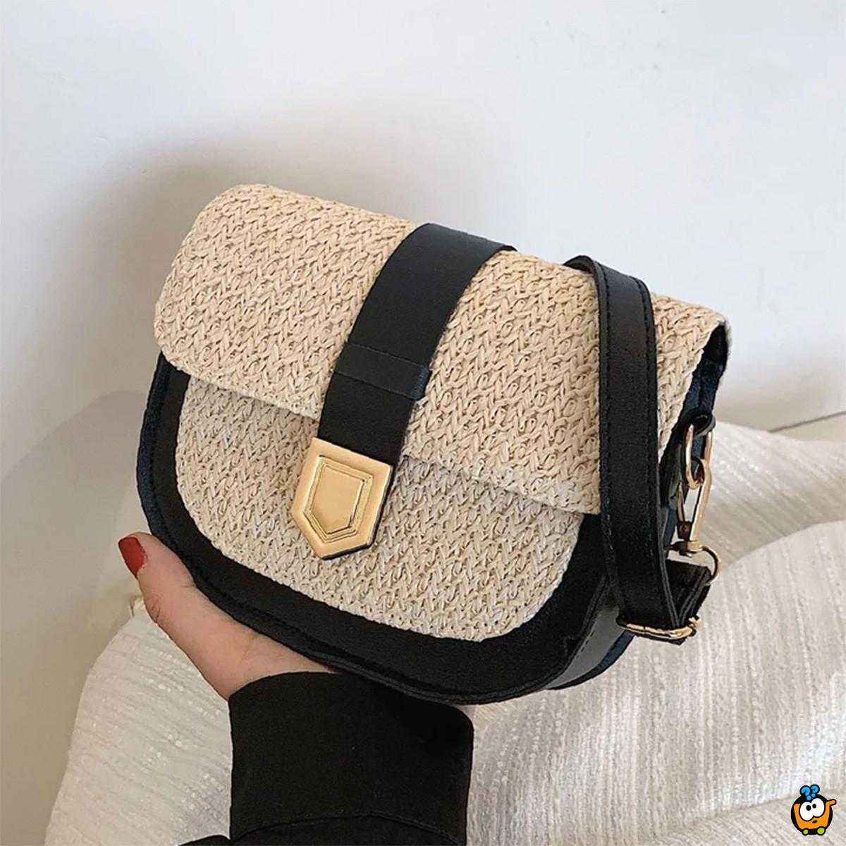 Pletena mini torbica boho izgleda