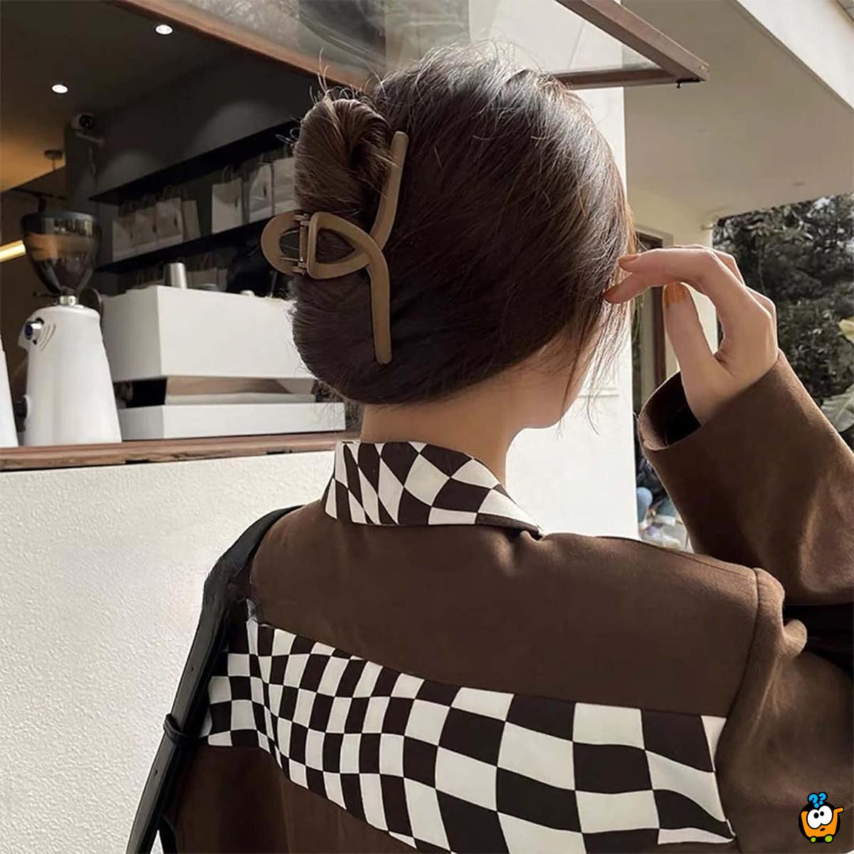 Simple hair clip – Elegantna šnala za kosu