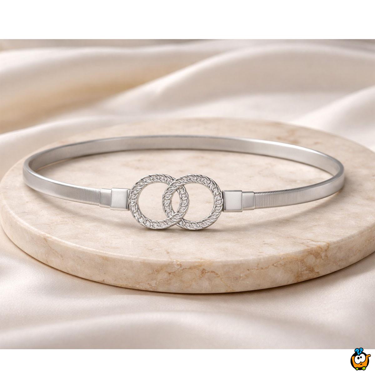 Elegantni elastični srebrni kaiš sa duplom karikom