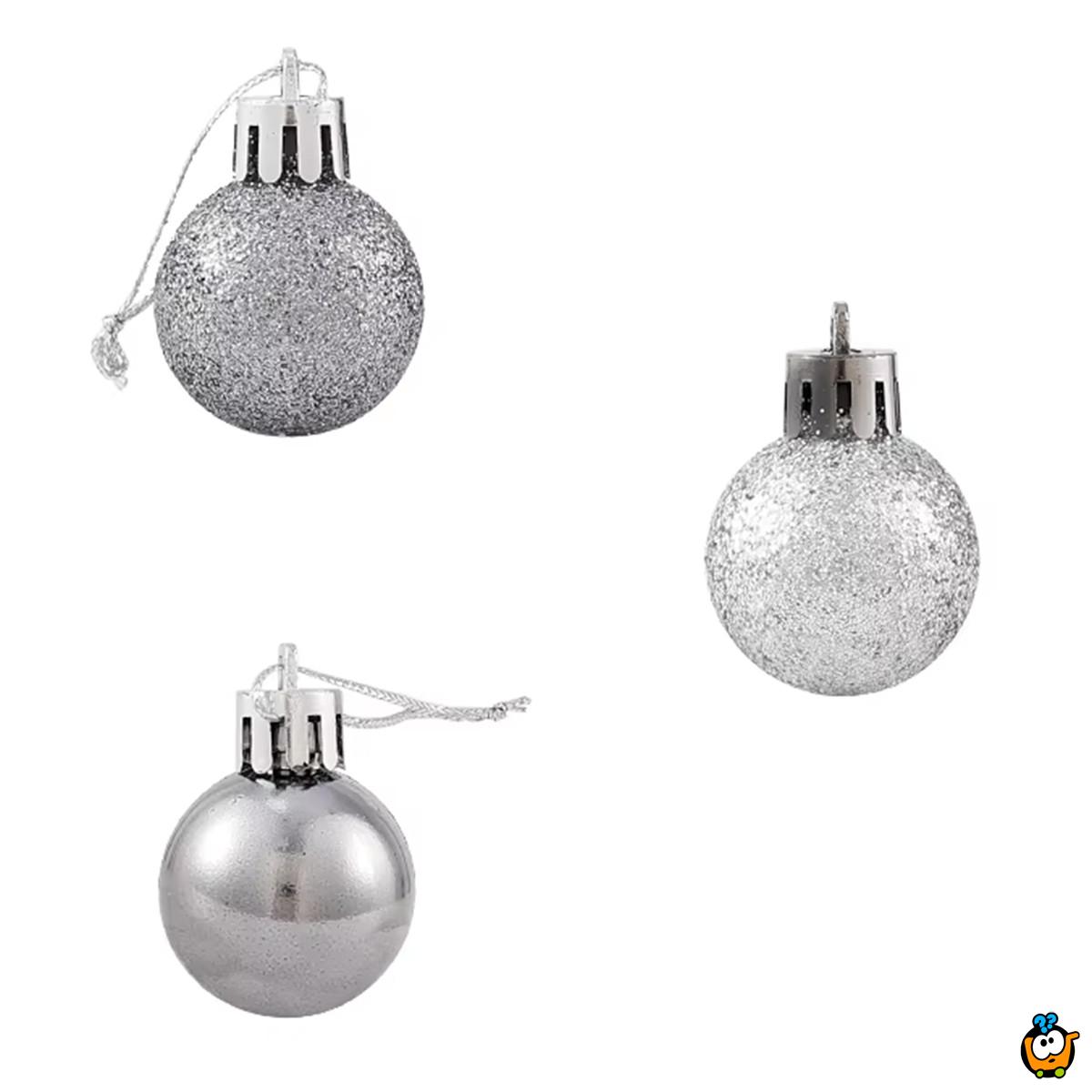 Silver-Blue Shine set - 44 magična ukrasa za jelku u srebrnim i plavim nijansama